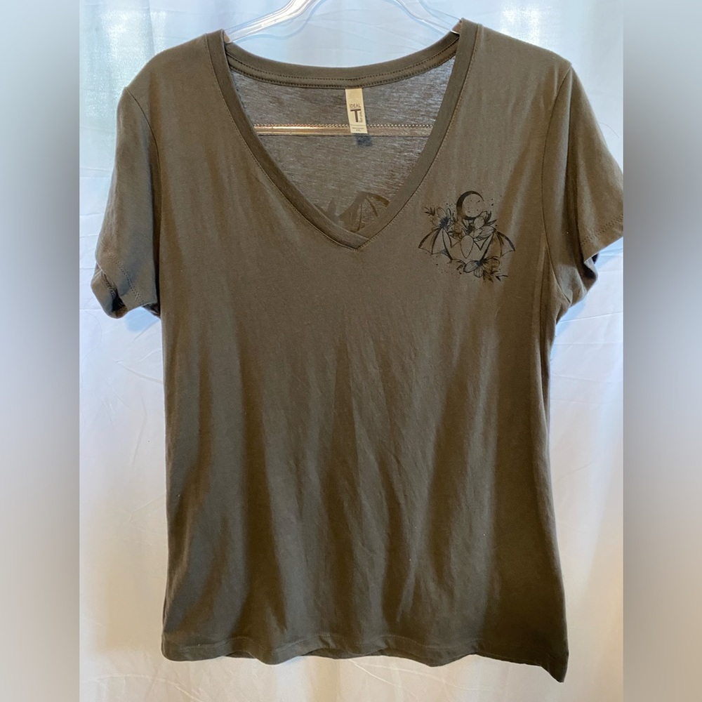 Bats Tee